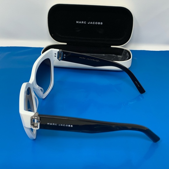 Marc Jacobs 52mm Oversized Sunglasses White - Picture 4 of 4